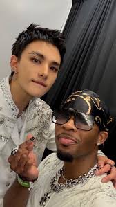 d4vd & #StraykIds' #Hyunjin have released their beautiful dreamy new song  #AlwaysLove! 💪👨‍🎤👨‍🎤💥🆕🎶🌎👑👑❤️‍🔥 STREAM:  https://open.spotify.com/album/4qtnEKxJRzN4nqgM5kE84a?si=PX8dMw0nRZSz58D2xpDnFg