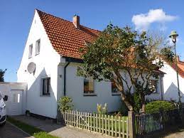 Dieses wunderschöne einfamilienhaus befindet sich in dem. Haus Zum Verkauf 18069 Rostock Reutershagen Mapio Net
