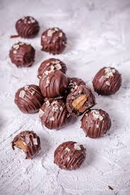 Chocolate Cake Balls Mit Karamellkern Life Is Full Of Goodies Rezept Kuchen Schoko Cake Pops Beste Kuchen Rezepte