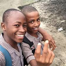 Lay other challenge between Sampson Dweh and Ivan Schranz 👀 Wei