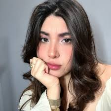 Ana Velásquez (@ananevel) • Threads, Say more