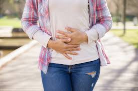 Puede causar cólicos abdominales, distensión y cambios en los hábitos intestinales. Colon Irritable O Intestino Irritable