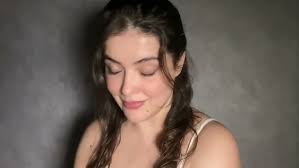 Monica Michelle Braz- “Drunk