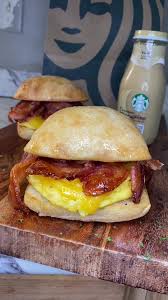 How to Warm Starbucks Bacon Gouda