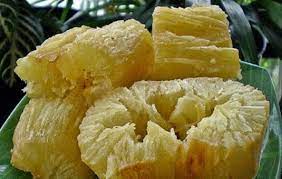 Masukkan tepung tapioka sedikit demi sedikit sambil diaduk. Bernas Id Cara Gampang Membuat Singkong Goreng Renyah Dan Merekah