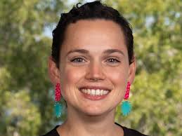 Language Consultants