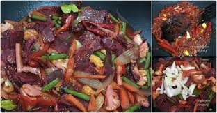 Resep sambal goreng daging berikut ini bisa anda jadikan ide masakan hari ini. Cara Buat Daging Masak Merah Ala Kedai Tomyam Simple Sedap Ilhamresipi