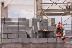 Block and brick fences offer a number of benefits in a variety of situations but it is important you get the right contractor in to do the job. How To Build A Concrete Block Wall