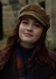 Lenore Dove's Hair Color in The Hunger Games