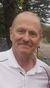 As most of you know by now our friend and fellow racetracker Lenny passed  away last Friday, there will be a memorial service for Lenny