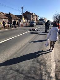 En este vídeo muestro una compilación de accidentes de drones propios o de otros pilotos y los analizo rápidamente para poder aprender de los errores y. Accident Grav La Vladimirescu Pieton Lovit De MaÈ™inÄƒ Femeia InsÄƒrcinatÄƒ A Decedat La Spital Aradon