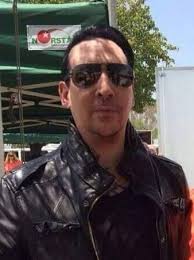 Jion us @ [Loona Hellhound Fan  Community](https://www.facebook.com/groups/2829715627191995/)