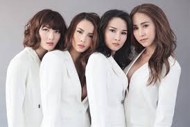 Hậu ly hôn chồng cũ thiếu gia, thu thủy mạnh mẽ trở lại với các dự ngoại hình kém thu hút so với các thành viên còn lại nhưng ngọc châu lại là giọng ca chính của mây trắng từ những ngày đầu thành lập với đội hình. Nhom May Tráº¯ng Sau 17 NÄƒm Káº» Láº­n Ä'áº­n NgÆ°á»i Yen áº¥m Vnexpress Giáº£i Tri
