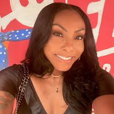 Kimberly Surreall Childs (@SURREALL) • Facebook