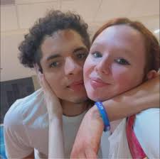 I'm giving away 4 free tickets for INDIANAPOLIS TOMORROW. For a chance to  win, You have to comment what's your favorite song that you wanna hear  tomorrow night. Tag a friend you