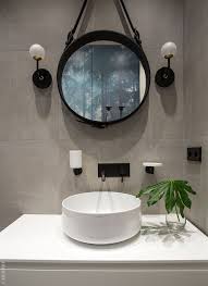 Stylish Minimalism In A Small Moscow Apartment 44 Sqm Foto Idei Dizajn Bathroom Mirror Makeover Rectangular Bathroom Mirror Small Bathroom Mirrors