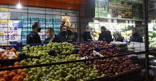 Bayram süresince market, bakkal, manav, kasap ve kuruyemişçiler ile online satış yapan işletmeler kapalı olacak. Cumartesi Pazar Marketler Acik Mi Hafta Sonu Marketler Bakkallar Acik Mi Takvim