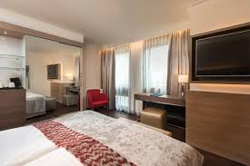 Unser neues, direkt neben dem hotel liegendes gästehaus bietet ihnen viel komfort und behaglichkeit. Radisson Blu Badischer Hof Hotel Baden Baden Aktualisierte Preise Fur 2021