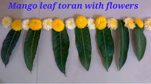 Toran Bandhanwar Festival Flower Decoration Ideas For Home Mango Leaf To Flower Decorations Diwali Decorations At Home Toran