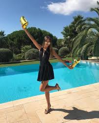 Hat davina geiss (17) bei instagram heimlich die liebesbombe platzen lassen? Shania Geiss Ask Fm