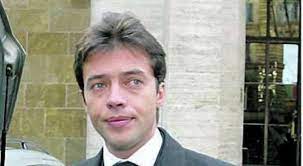 Matteo arpe dalla carica di presidente e di consigliere di amministrazione della banca. Caso Parmalat Arpe Lascia La Guida Di Banca Profilo