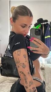 Helena Schulz (h_schulz06)