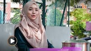 Saya keluar rumah seawal jam 7.30 pagi dan merempit dari subang ke shah alam untuk mendapatkan nasi lemak anak dara, demi ibu yang saya kasihi. Nasi Lemak Anak Dara Seller Hassled By Shah Alam City Council But Got A Surprise Visit From The S Gor Mb And Now A Mention By Najib In His Budget Announcement Weehingthong