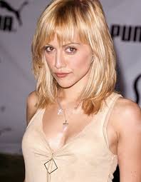 The short hairstyle suits her large brown eyes. When Tabloids Overshadow The Career How Do We Memorialize Brittany Murphy
