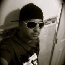 Bobby Bliss's Instagram, Twitter & Facebook