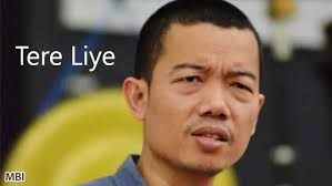 Ada dua bentuk biodata penulis yang sering digunakan. Biografi Singkat Tere Liye Fa Bahasa