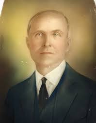 Elisha Vickers's Instagram, Twitter & Facebook