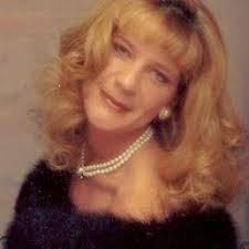 Tammy Gee's Instagram, Twitter & Facebook