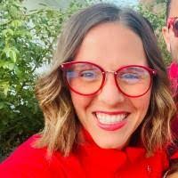 Ashley Steck's Instagram, Twitter & Facebook