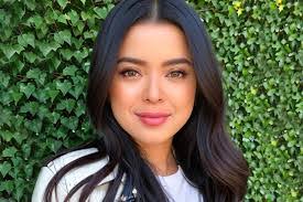 Kia Samuels's Instagram, Twitter & Facebook