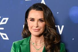 Kyle Richards' Ring Drama Explained: Engagement Ring, New Band
