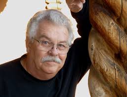 Paul Schmolke's Instagram, Twitter & Facebook