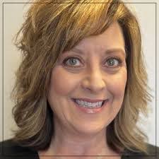 Danielle Lockhart's Instagram, Twitter & Facebook