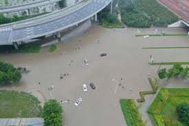 Jul 18, 2019 · flooding beginning in september of 1887 sent the yellow river (huang he)over its dikes, inundating 130,000 sq km (50,000 sq miles) of central china. Gjntl0lmthy 1m