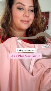 How beautiful is this one? Up to 4x and in hello too! Follow along for more  plus size finds #plussizefashion