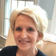 A lot of people are watching "Lover, Stalker, Killer"