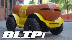 Jun 17, 2021 · (it was an oscar meyer wienermobile.) other videos were far more serious and political. Oscar Mayer S Amazing Wiener Rover R C Hot Dog Drone Blip Youtube