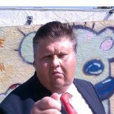 Ramsey Moore (@RamseyCGMoore)