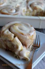 This fat constitutes for about 45 calories out of the total calorie content. The Best Overnight Cinnamon Rolls A Feast For The Eyes