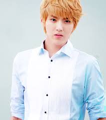 Just a few days ago, he was alleged to have booked an entire theatre to go watch a movie with his rumored girlfriend, an 18 year old instagram influencer known as student xiao yi. Living With Exo Boys Completed 24 Kris Wattpad
