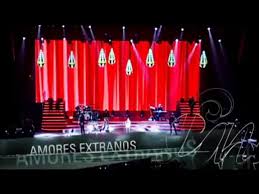 Ya sabí­a que no llegarí­a, ya sabí­a que era una mentira. Laura Pausini Amores Extranos New York Idioma Espanol Video Dailymotion