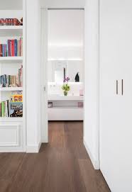 Hoje, a leroy merlin brasil possui 45 lojas distribuídas em 11 estados brasileiros e o distrito federal. Classiche A Battente O Scorrevoli A Scomparsa Le Porte Filomuro Pareti Bianche Soggiorno Glam Porte Grezze