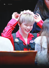 Wanna One Kang Daniel Korean Singer Break Dance Street Dance