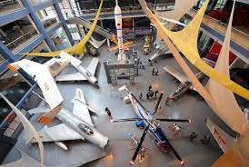 In malaysia, the malaysian army aviation (pasukan udara tentera darat, putd) is the army aviation branch of the malaysian army. Aeronautical And Astronautical Engineering Study In China
