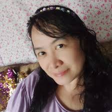 May Evaristo Casabuena (Kulot Vlogs)