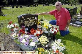 Grave flowers is a gothic metal music artist. Oldham News News Headlines Anger As Flowers Stolen From Grave Oldham Chronicle
